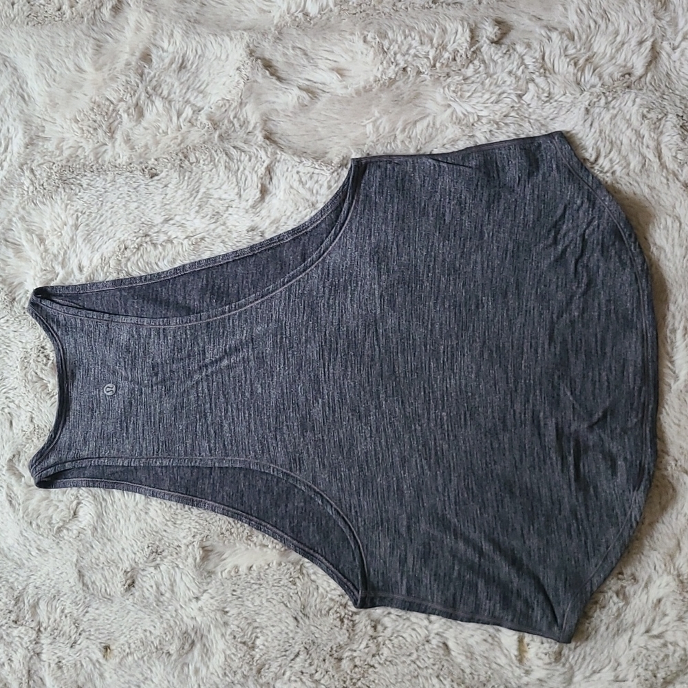 Lululemon  grey tank top size 6